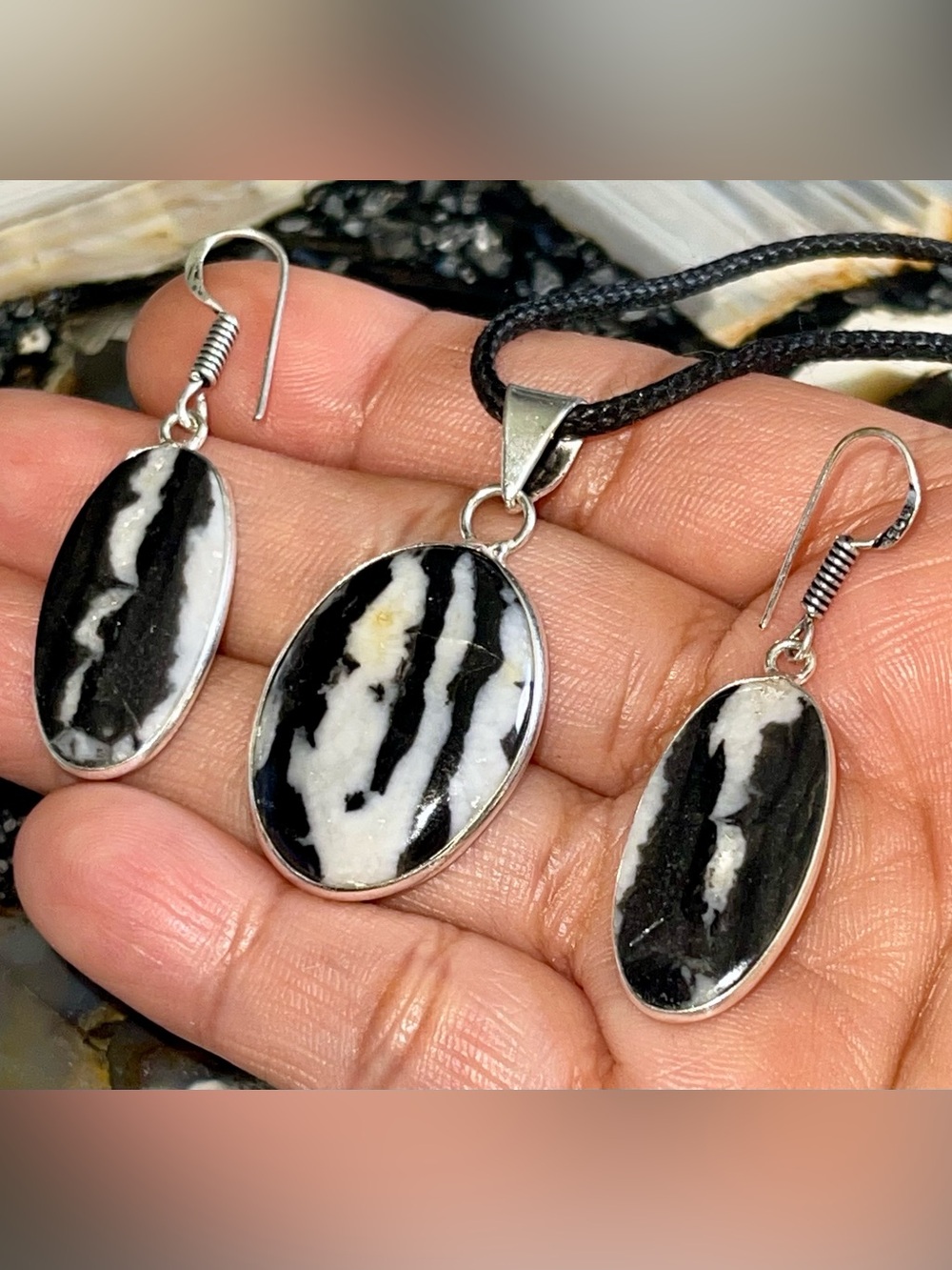 Set of White Buffalo Turquoise Crystal Pendant & Earrings